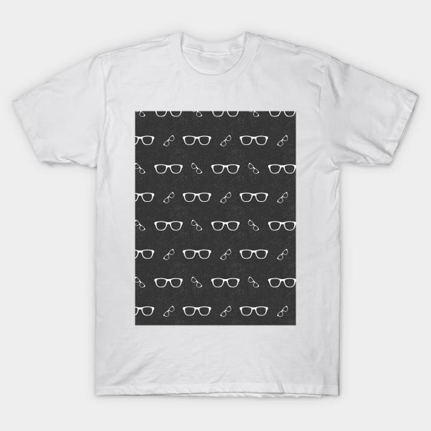 Glasses Pattern | 8 White BG Black T-Shirt by Oliveirallan